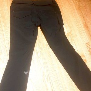 Volcom Ski Snowboard Skinny stretch snow Pants Women’s M BAIA PARK line